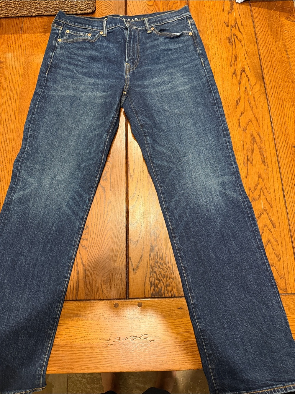 American Eagle Outfitters Straight-Leg Jeans in Dark Blue Wash